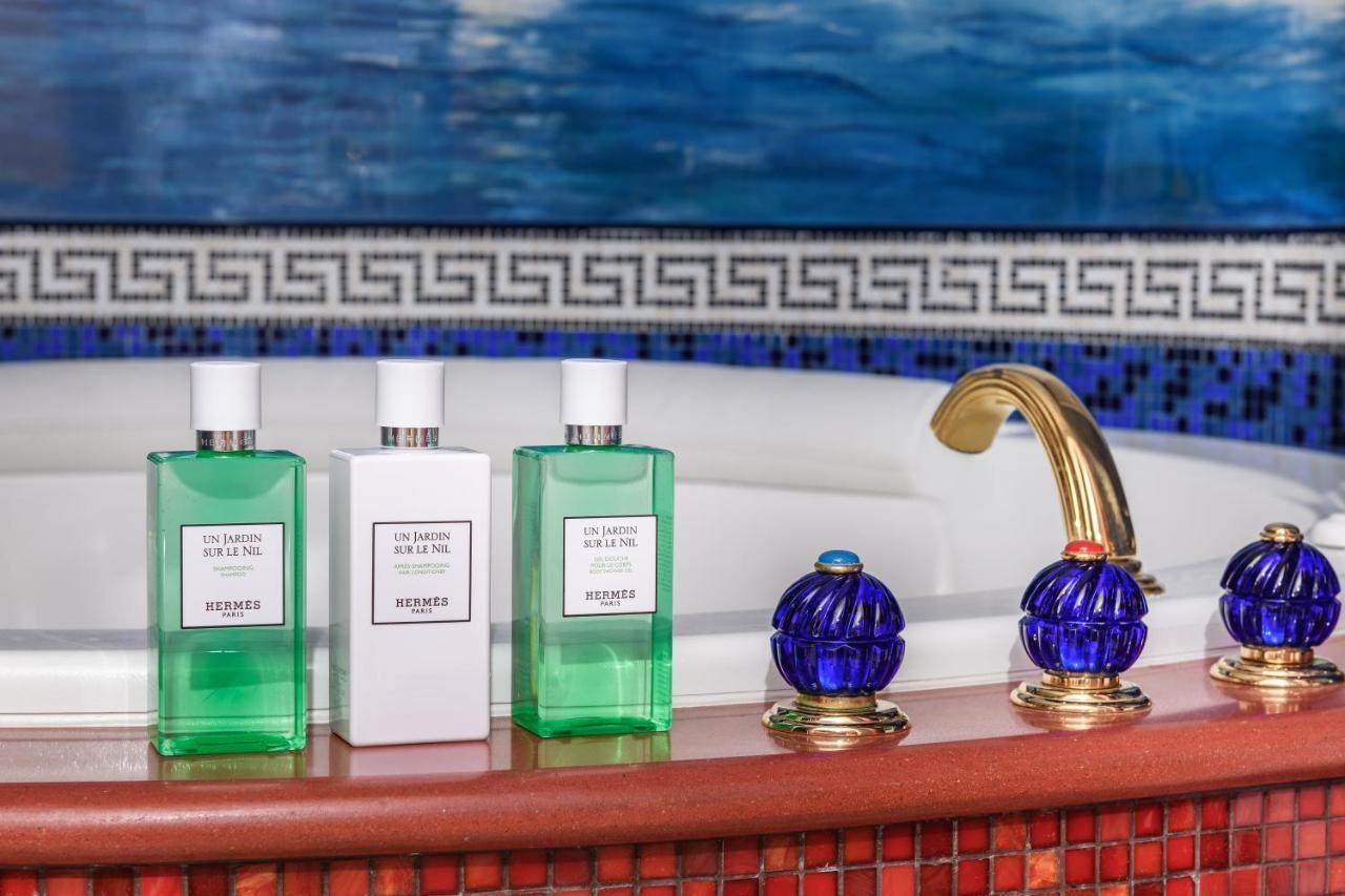 Jumeirah Burj Al Arab Dubai Esterno foto Bathroom amenities
