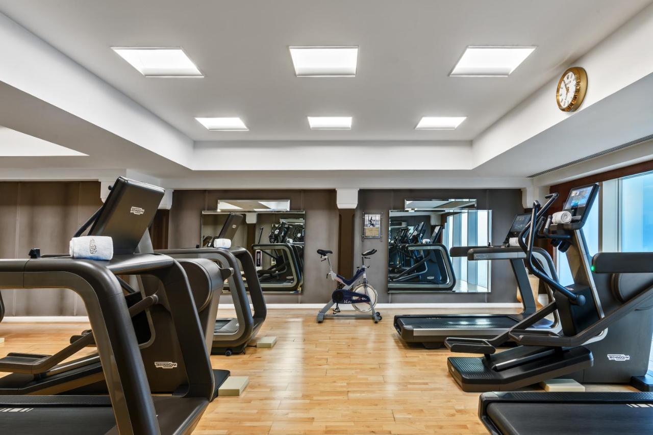 Jumeirah Burj Al Arab Dubai Esterno foto The gym at the hotel