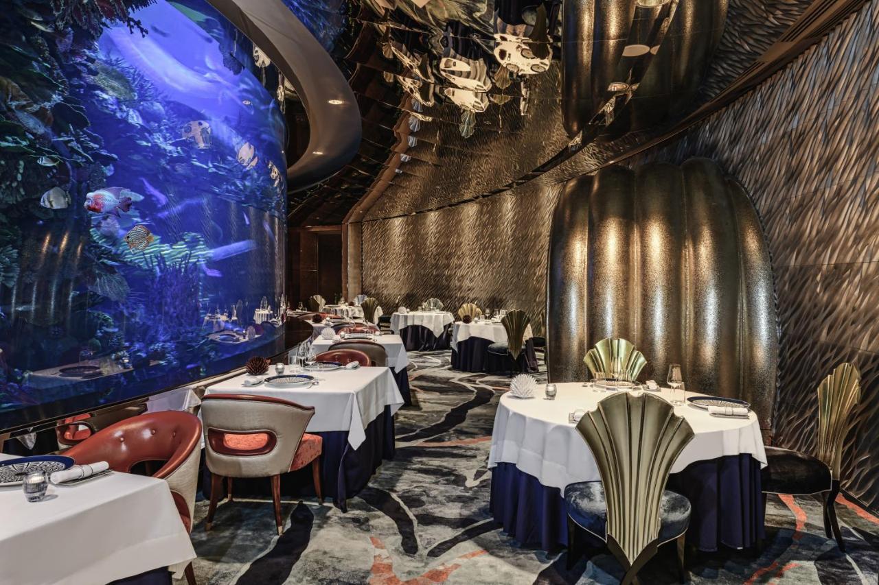 Jumeirah Burj Al Arab Dubai Esterno foto The Lost Chambers Aquarium